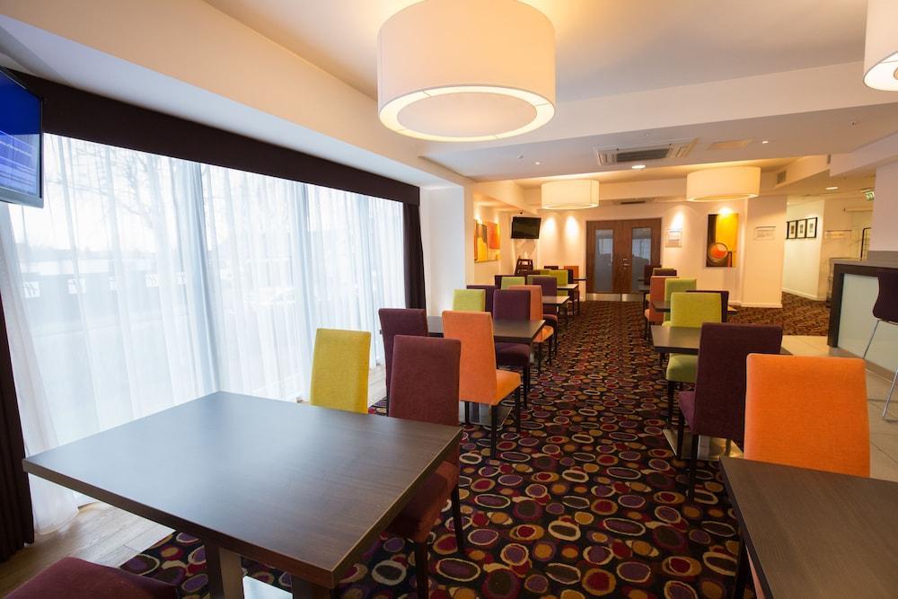 Holiday Inn Express Birmingham South A45, An Ihg Hotel Екстер'єр фото