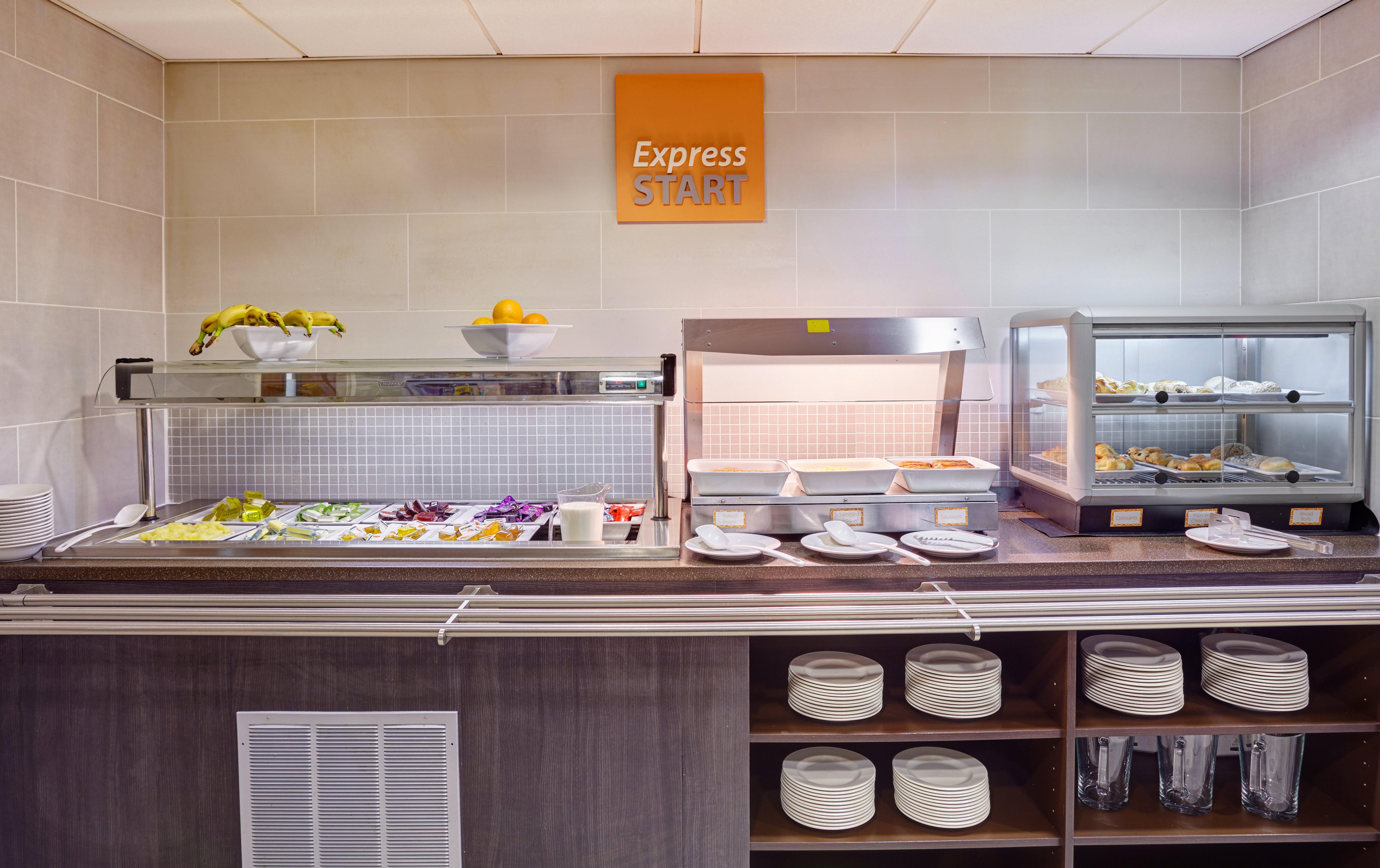 Holiday Inn Express Birmingham South A45, An Ihg Hotel Екстер'єр фото