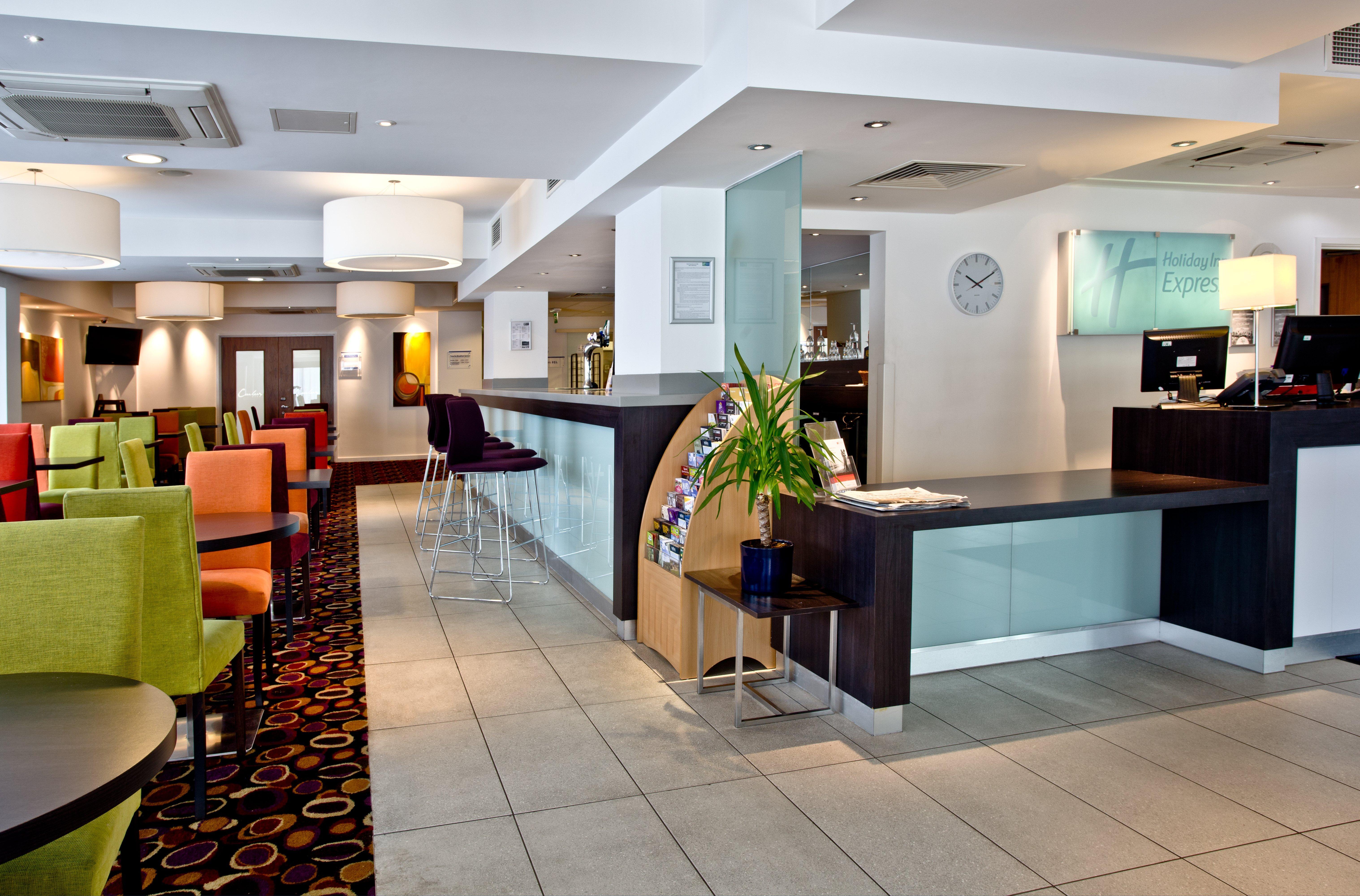 Holiday Inn Express Birmingham South A45, An Ihg Hotel Екстер'єр фото