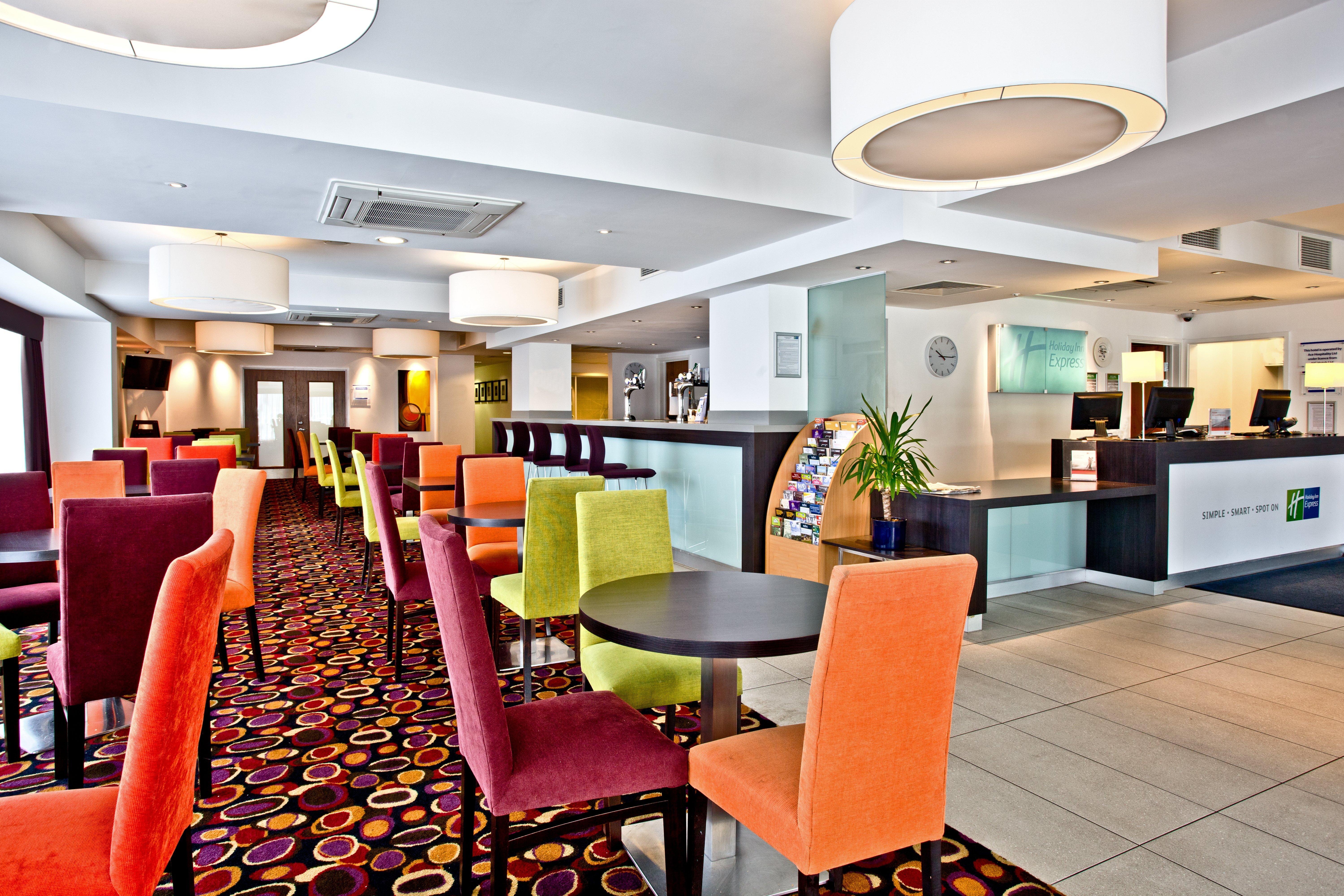 Holiday Inn Express Birmingham South A45, An Ihg Hotel Екстер'єр фото