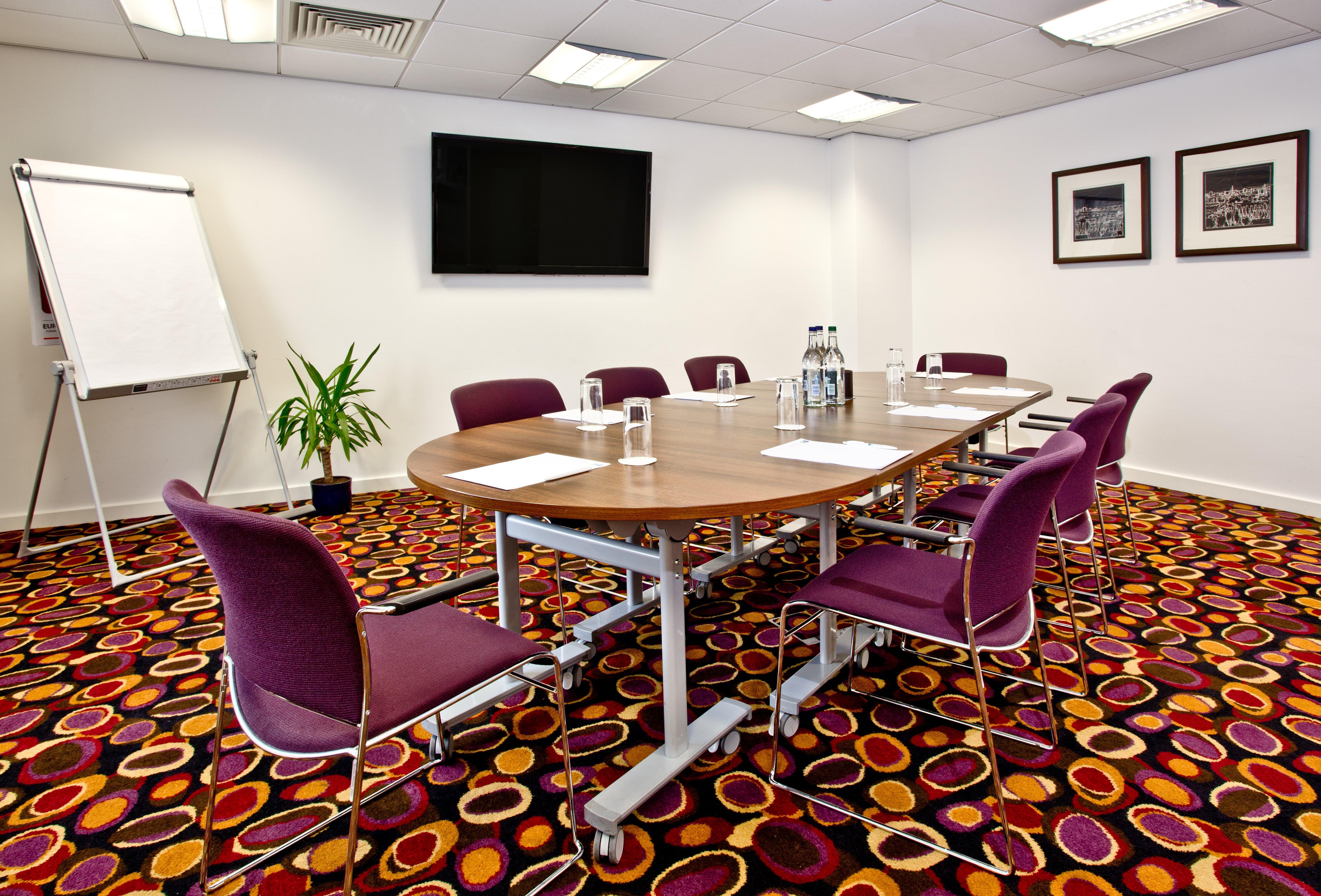 Holiday Inn Express Birmingham South A45, An Ihg Hotel Екстер'єр фото