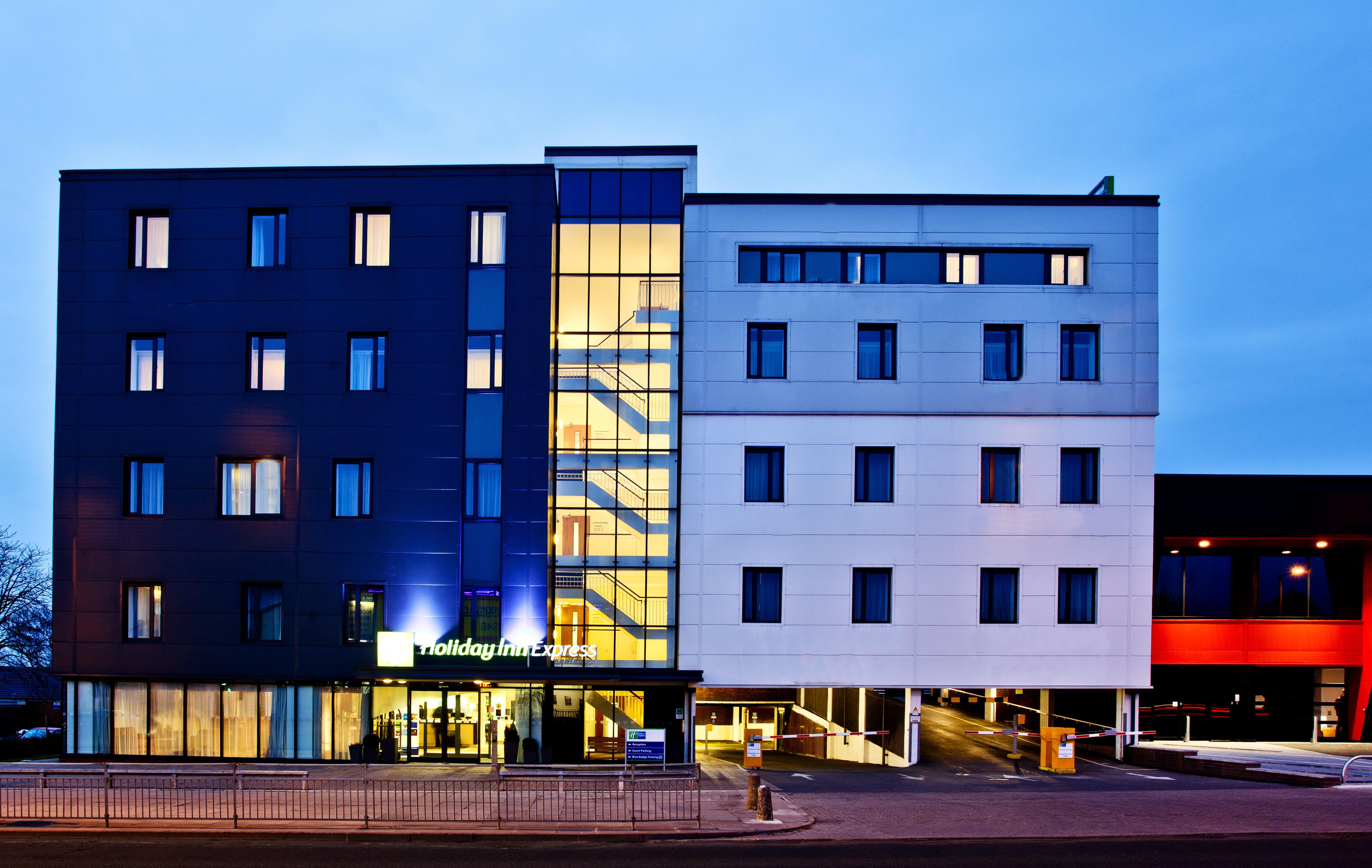 Holiday Inn Express Birmingham South A45, An Ihg Hotel Екстер'єр фото