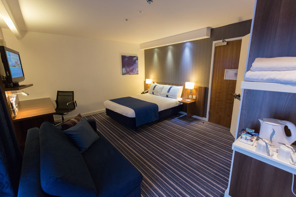 Holiday Inn Express Birmingham South A45, An Ihg Hotel Екстер'єр фото